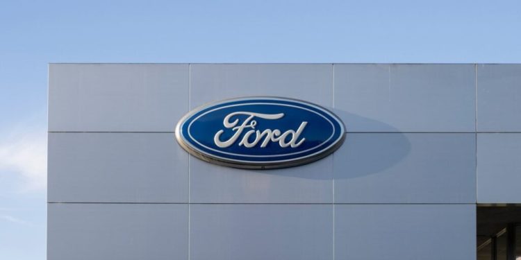 Ford CEO Jim Farley Hails Trump’s CAFE Rollback, Reaffirms Investment In US-Made Cars—Sean Duffy Says Decision Will Save $109 Billion For Americans – Ford Motor (NYSE:F)