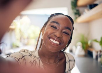 5 Toxic Money Beliefs That Kept Me Financially Stuck (What I Believe Now)