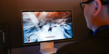 Samsung’s new 6K monitor can project in 3D without requiring glasses – but this model’s more shocking