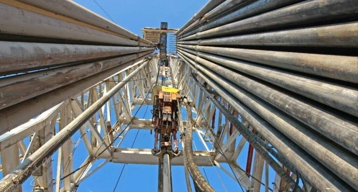 Hedge fund Mason Capital seeks to resolve legal dispute over US gas driller