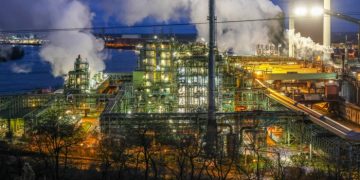 Thyssenkrupp agrees steel restructuring with union, paving way for potential sale