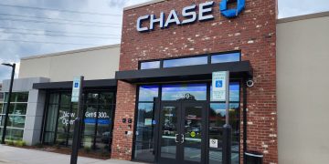 Stocks making the biggest moves midday: JPM, MRNA, BA, CAH