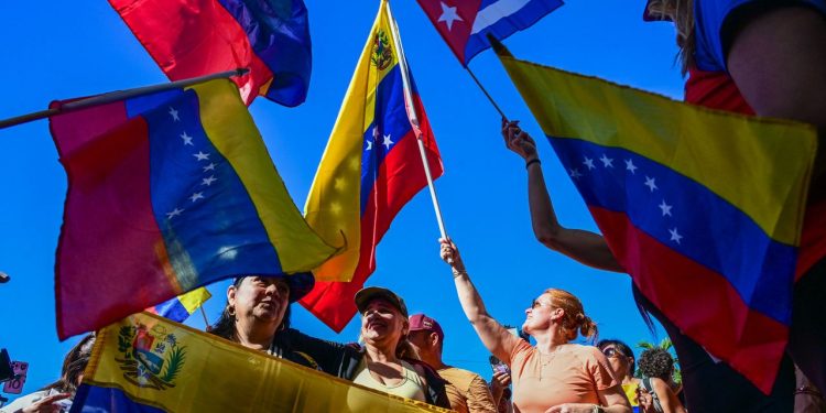 Disinformation Floods Social Media After Nicolás Maduro’s Capture