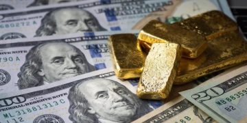 Dollar recovers some poise on the day, some light profit-taking in precious metals