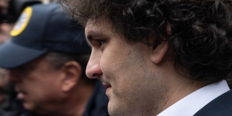 Pardons for CZ and Silk Road, None for Sam Bankman-Fried as Trump Grades Crypto Offenders