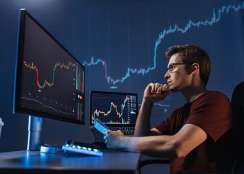 Jefferies Financial Likely To Report Higher Q4 Earnings; These Most Accurate Analysts Revise Forecasts Ahead Of Earnings Call – Jefferies Financial Gr (NYSE:JEF)