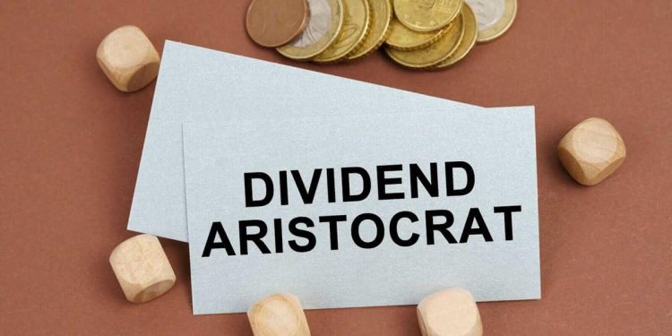 2 High-Yield Dividend Aristocrats to Consider in 2026