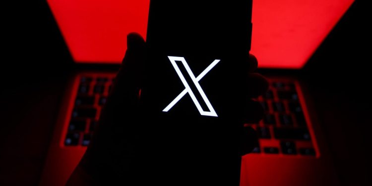 X, Cloudflare, and AWS outage reports spike Friday – here’s the latest