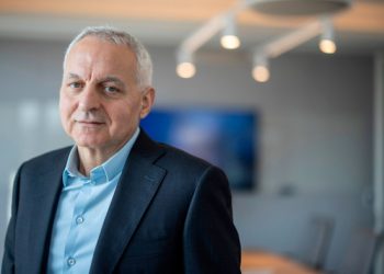 Rolls-Royce proposes multimillion pound bonus boost for chief executive