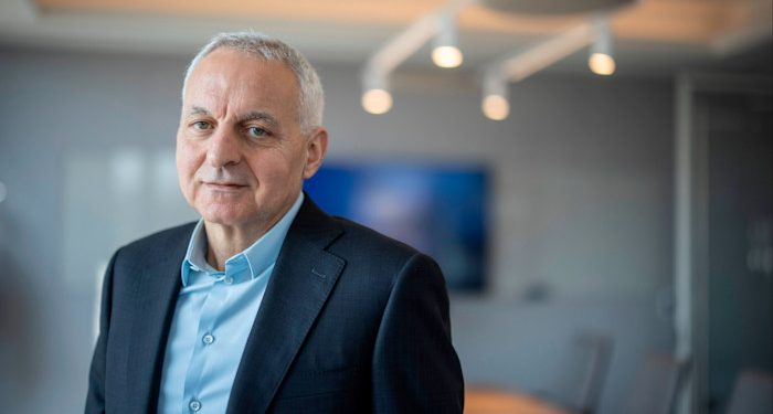 Rolls-Royce proposes multimillion pound bonus boost for chief executive