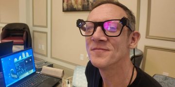 I tried Lumus’ AR waveguide prototype at CES, and saw where AR glasses go next