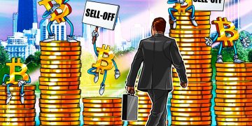 Bitcoin Sell-Off Pushes IBIT Investor Returns Into the Red, CIO Says