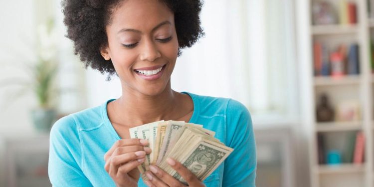 Here’s Exactly How to Retire a Millionaire on the Typical Worker’s Salary