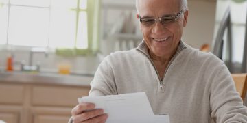 Average IRS tax refund is up 14.2%, according to early filing data