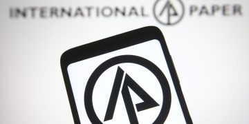 Stocks making the biggest moves midday: KKR, BX, CRWD, IP