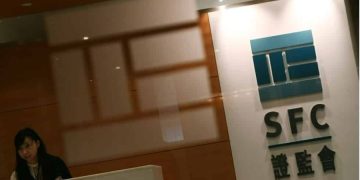 Fake Investment Gurus Strike Again, Lure Victims Into Manipulated Trades, SFC Warns