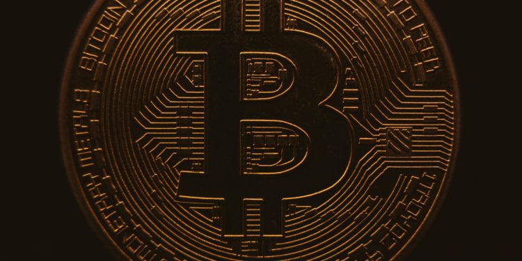 Bitcoin Tightens Grip On Crypto Market Amid 50% Altcoin Slump