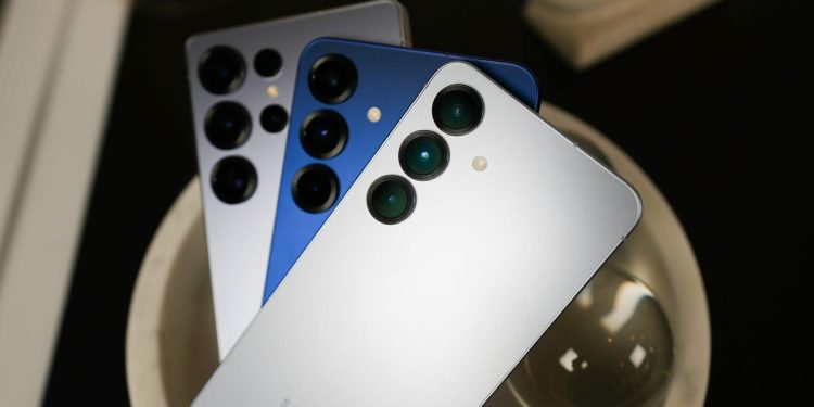 Samsung Unpacked 2026 live updates: Galaxy S26 Ultra specs, Buds 4 Pro, Bixby, more