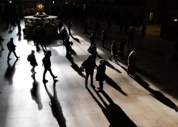 AI, layoffs spur workers to want a career change, FlexJobs finds