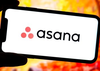 Stocks making the biggest moves after hours: MDB, PLUG, CRDO