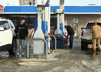 How the U.S.-Iran war could impact gas prices at the pump
