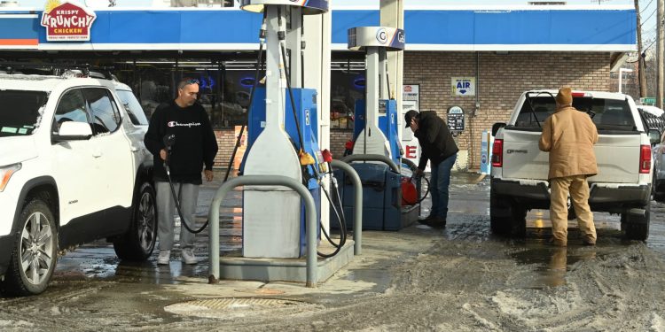 How the U.S.-Iran war could impact gas prices at the pump