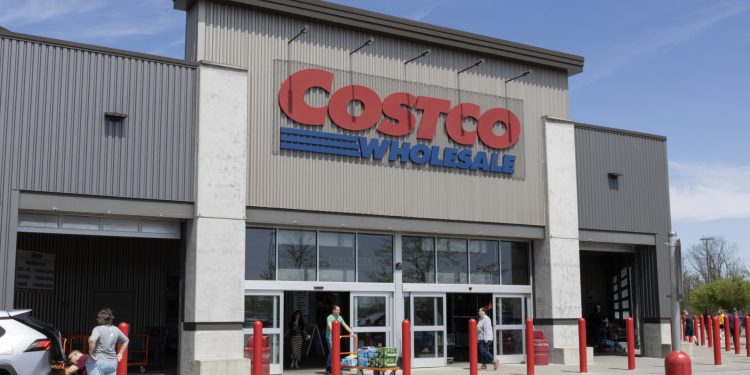 Stocks making the biggest moves after hours: COST, MRVL, GAP