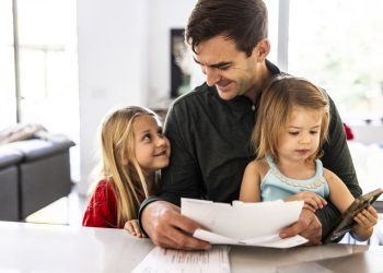 Here’s the earned income tax credit eligibility for 2025 returns