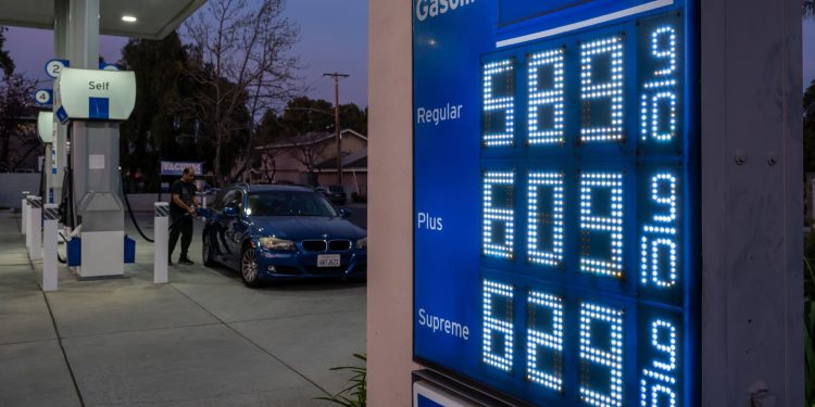 Iran war, oil price surge worsen K-shaped economy, say economists