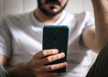 IRS paper check changes trigger tax refund delays for many filers