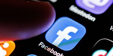 Stocks making the biggest moves midday: META, BBY, APP, SMG