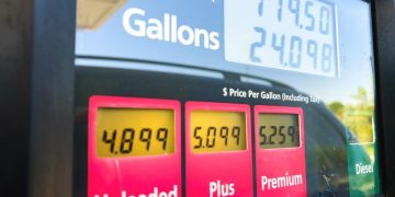 Analysts weigh impact of surging gasoline prices on inflation, consumers