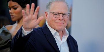 Warner Bros. Discovery CEO David Zaslav set to receive up to $887 million if Paramount deal closes