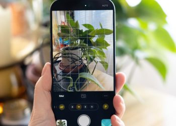 Halide co-founder is suing Sebastiaan de With for taking code to Apple