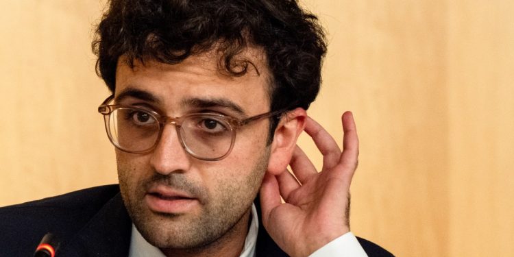 Despite bitter rivalry, Kalshi, Polymarket CEOs back $35M predictions markets VC fund