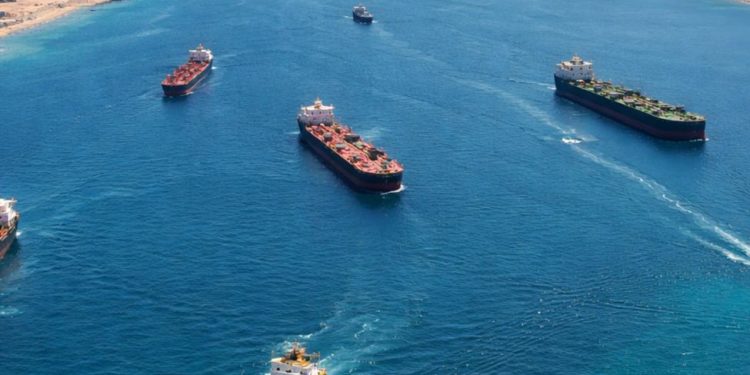 US explores use of govt insurance in escorting ships through Strait of Hormuz – report