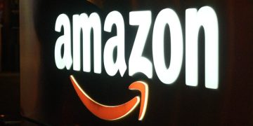Amazon Confirms Fire And Power Shutdown At AWS UAE Facility Amid Amid Iran Retaliatory Attacks – Amazon.com (NASDAQ:AMZN)