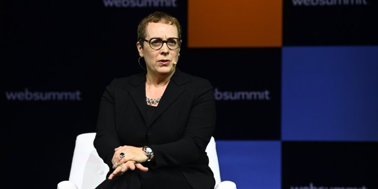 One of Grammarly’s ‘experts’ is suing the company over its identity-stealing AI feature