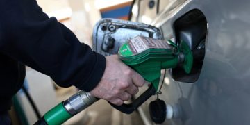 Rachel Reeves warns companies against ‘price gouging’ as Iran crisis pushes up UK energy costs