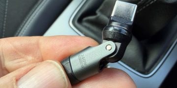 This $5 magnetic USB-C connector can save your laptop’s charging port