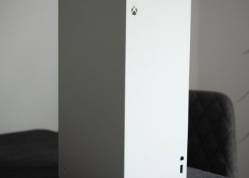 Microsoft’s Copilot AI assistant is coming to current-gen Xbox consoles this year