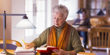 Annuity sales are booming — but not the ones best for lifetime income