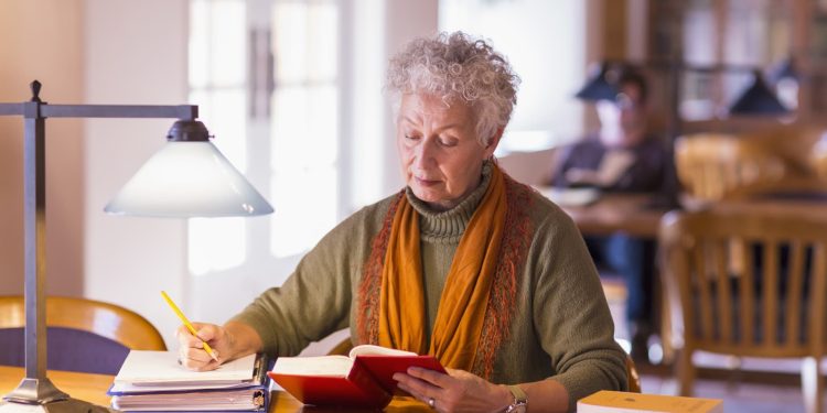 Annuity sales are booming — but not the ones best for lifetime income