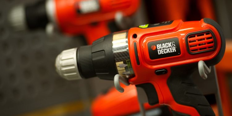 Stocks making the biggest moves midday: SWK, AAL, DOW, MRVL