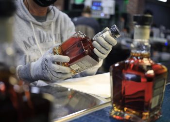 Stocks making the biggest moves midday: META, BF.B, AMZN, MRVL