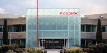 LITE, NOW, SNDK & more