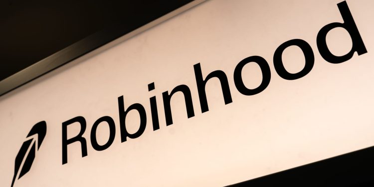 Stocks making the biggest moves after hours: HOOD, BKNG, SBUX, V