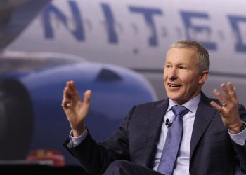 Stocks making the biggest moves midday: AGPU, ASTS, UAL, GEV