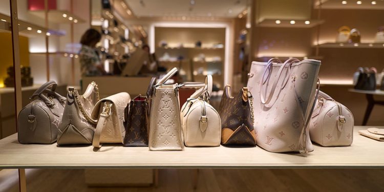 New York personal assistant guilty in $10 million elder fraud