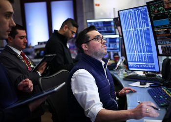 AI threat plagues software stocks after latest updates from Anthropic